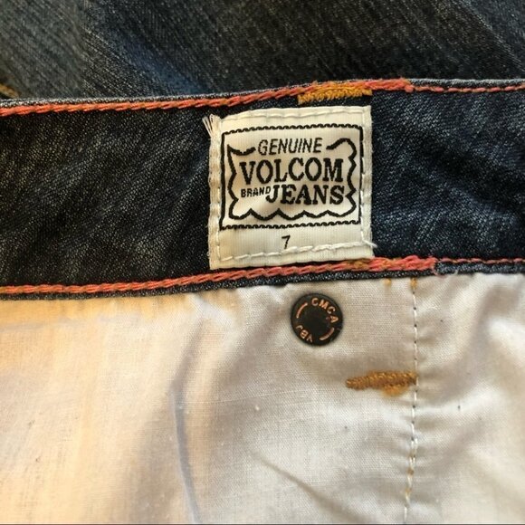 NWOT Volcom  Skinny Jean Regular Wash Boot Cut Ladies 7 - Picture 6 of 10